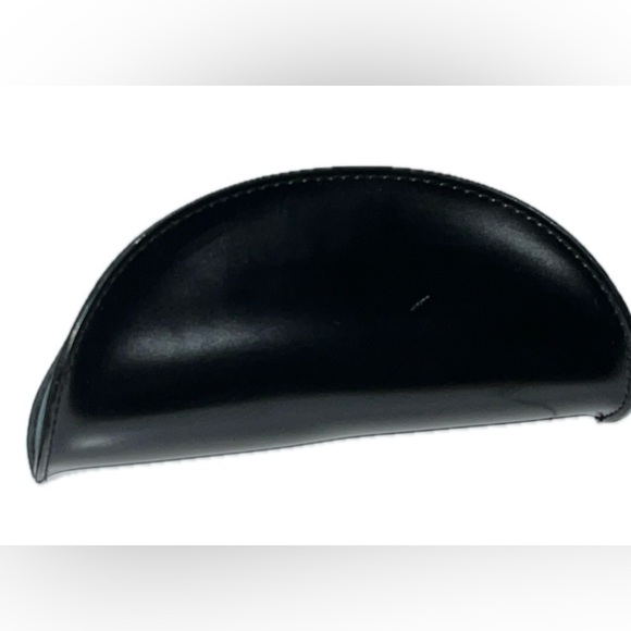 Final price Fendi Sunglasses Case, Black, Has Velvet Fendi design inside. - Picture 8 of 12